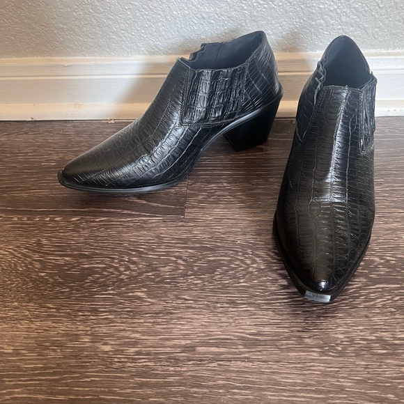 Black Booties, never worn - Picture 3 of 3